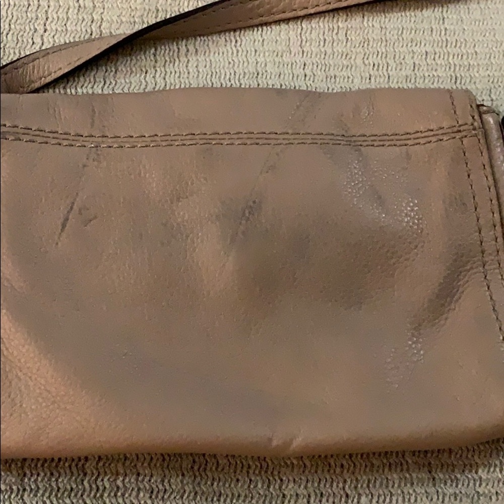 Kate spade crossbody purse . FINAL MARK DOWN !!! - Picture 3 of 6